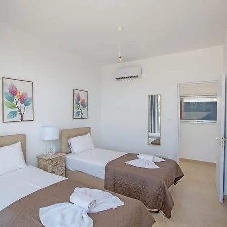 3 Schlafzimmer Mit Privatem Pool Im Zentrum Casa vacanze Protaras